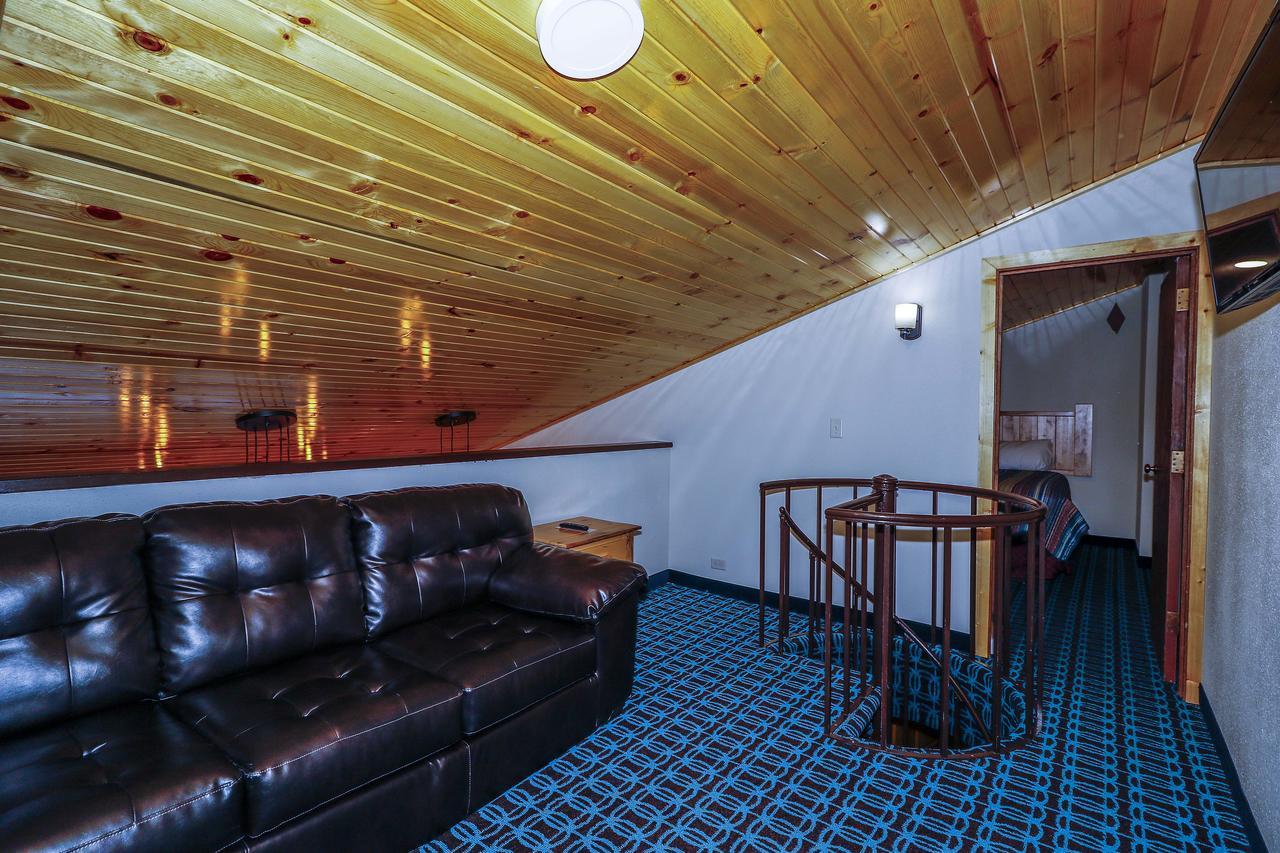 Round Barn Lodge สปริงกรีน ภายนอก รูปภาพ